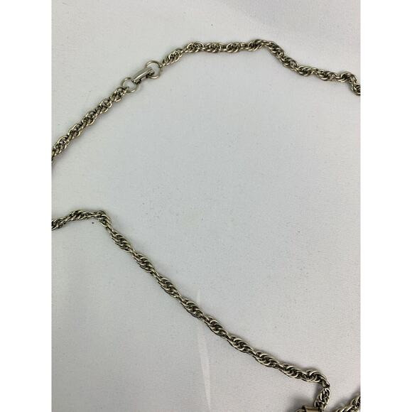 Vintage Silvertone Pendant on 22.5" Chain Box Clasp Closure - Picture 7 of 7